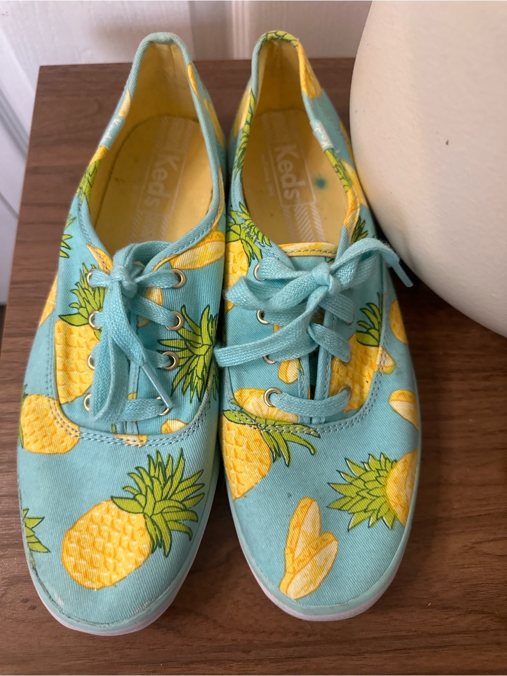 Keds x Sunnylife series: Keds Pineapple Print! - Picture 3 of 5